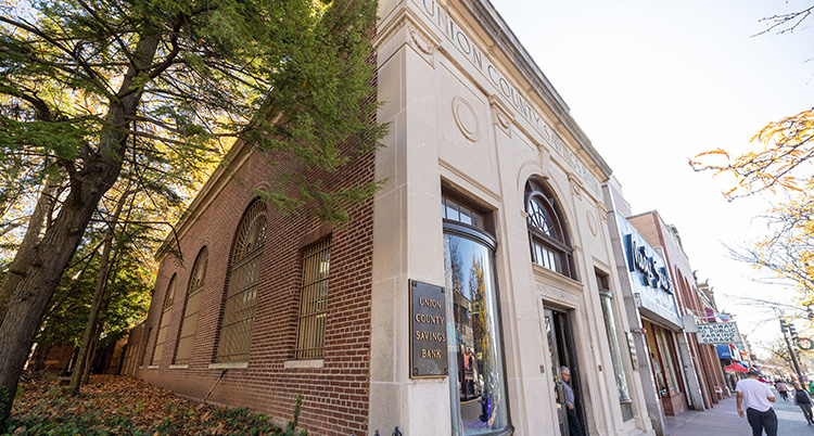 Union County Savings Bank banking on community